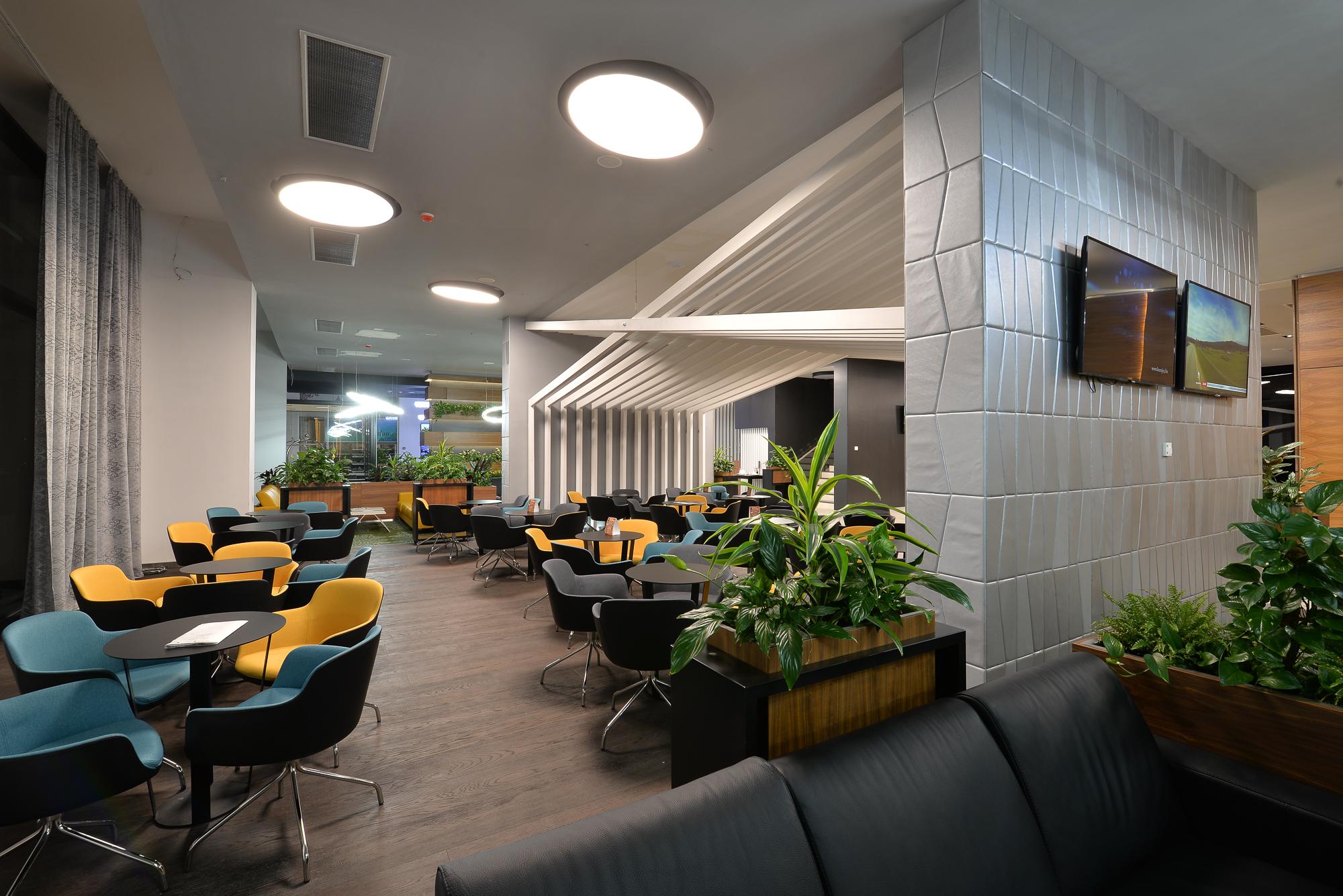 Hotel Hills Sarajevo Congress & Thermal Spa Resort Ilidža Exterior foto Business lounge at the airport