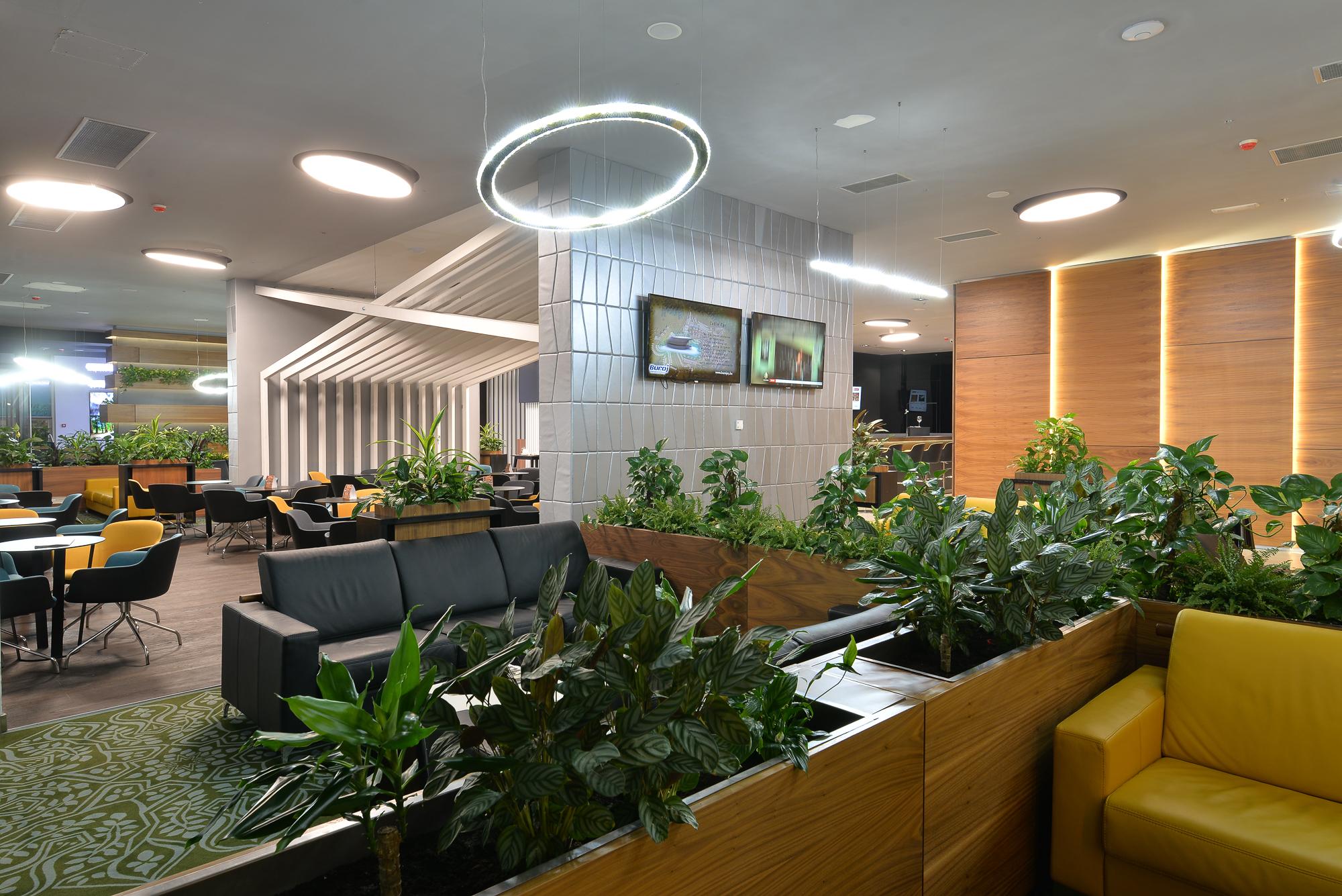Hotel Hills Sarajevo Congress & Thermal Spa Resort Ilidža Exterior foto The lounge at the airport