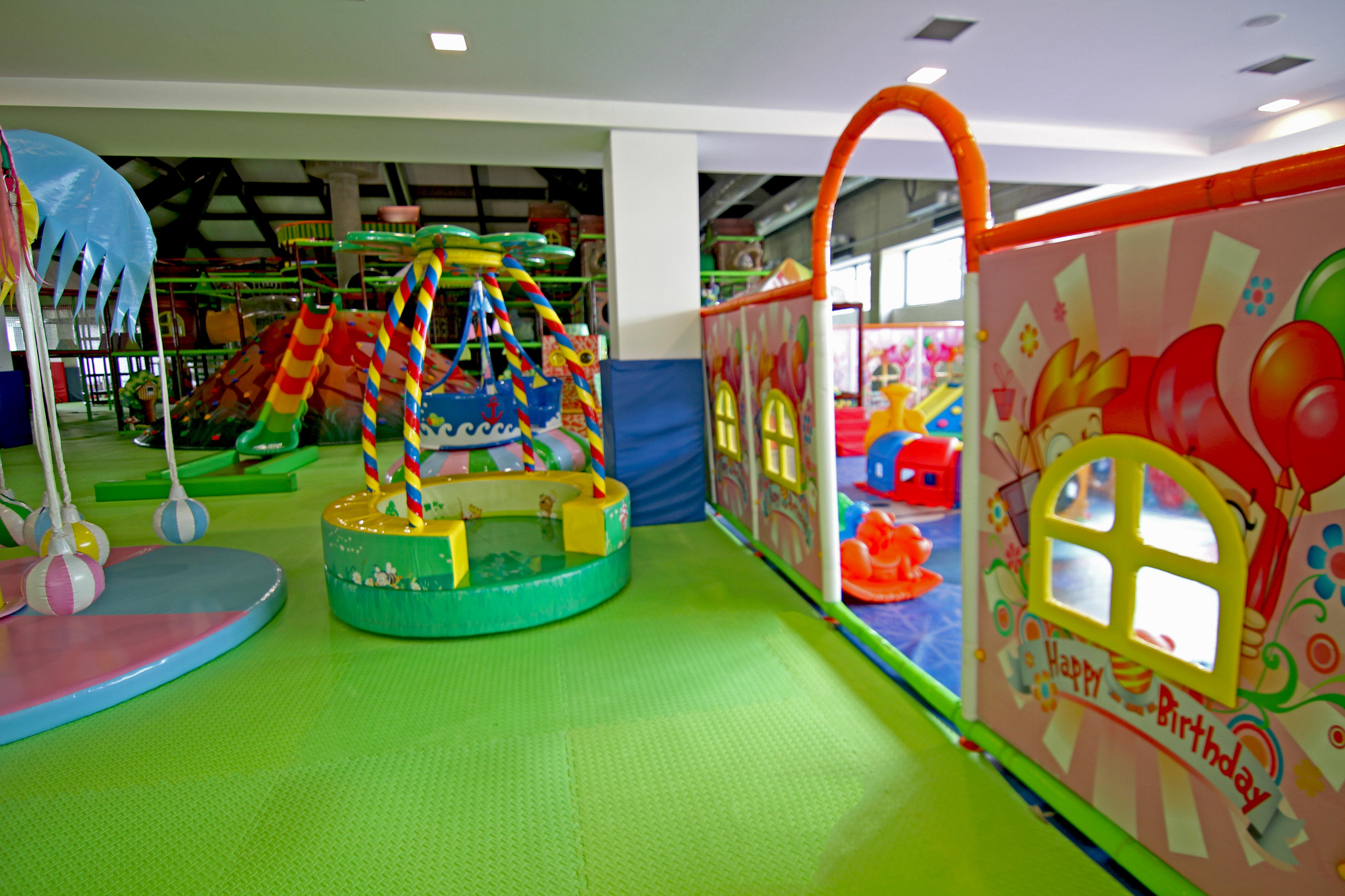 Hotel Hills Sarajevo Congress & Thermal Spa Resort Ilidža Exterior foto An indoor playground in Bangkok, Thailand