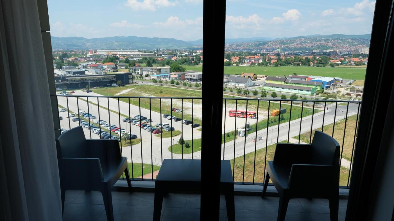 Hotel Hills Sarajevo Congress & Thermal Spa Resort Ilidža Exterior foto View from the 10th floor of the hotel